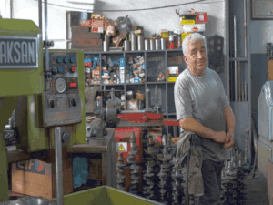 6 Things to Consider as You Buy Used Equipment Online 1
