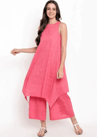 Top 10 Latest Kurti Designs For Printed Cotton Kurtis 8 Attractive Pink
