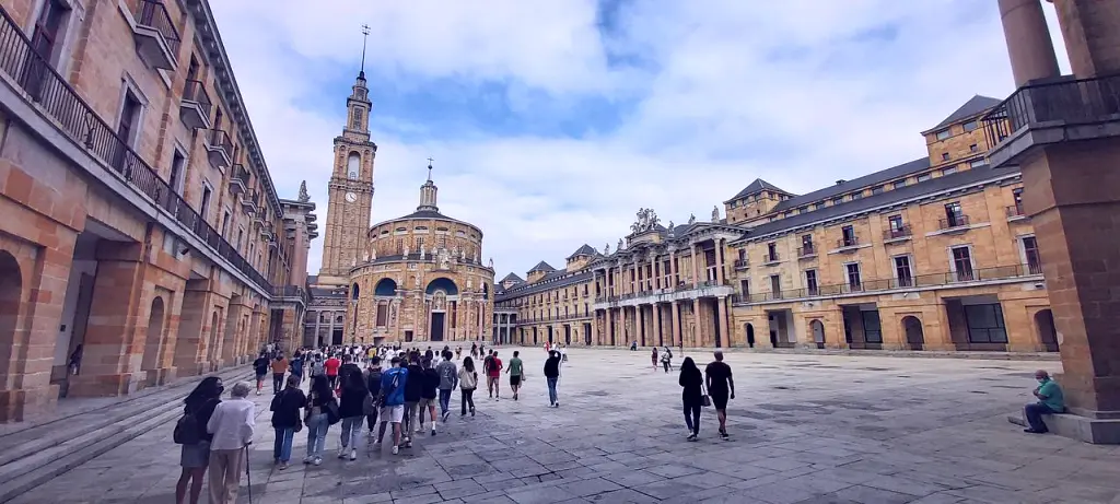 Top 5 Best Study Abroad Destinations For Students In 2022 Spain