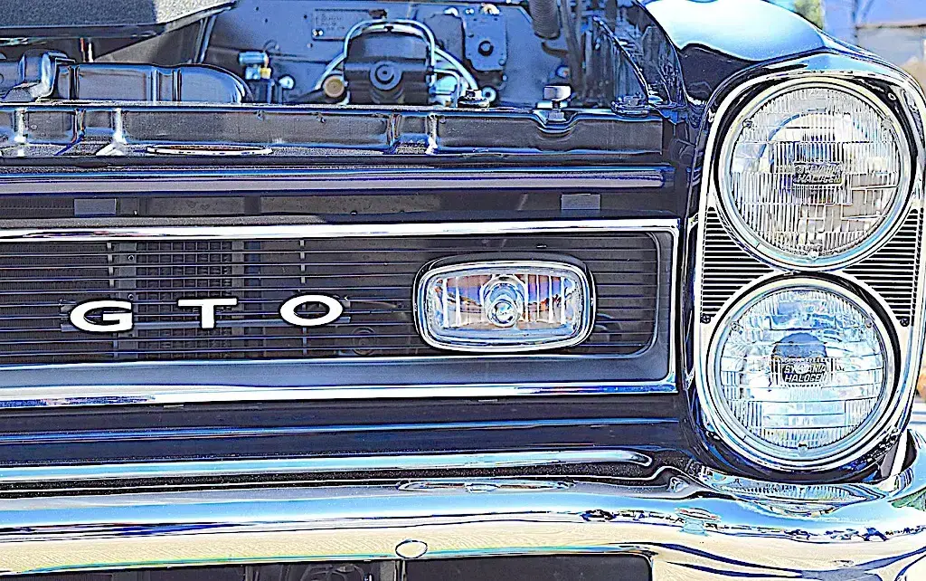 7 Reasons To Buy A Pontiac Aztek 2
