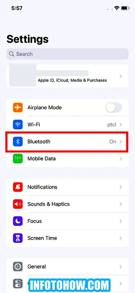 Why Are My AirPods Flashing White But Not Connecting? Possible Reasons And Solutions 1